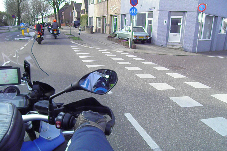 Motorrijbewijspoint Leerdam theorie cursus online